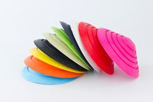 Load image into Gallery viewer, Blockystar Ovni DoorStop WindowStop Blanco