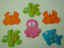 Load image into Gallery viewer, Non-slips suctions for inside the shower.